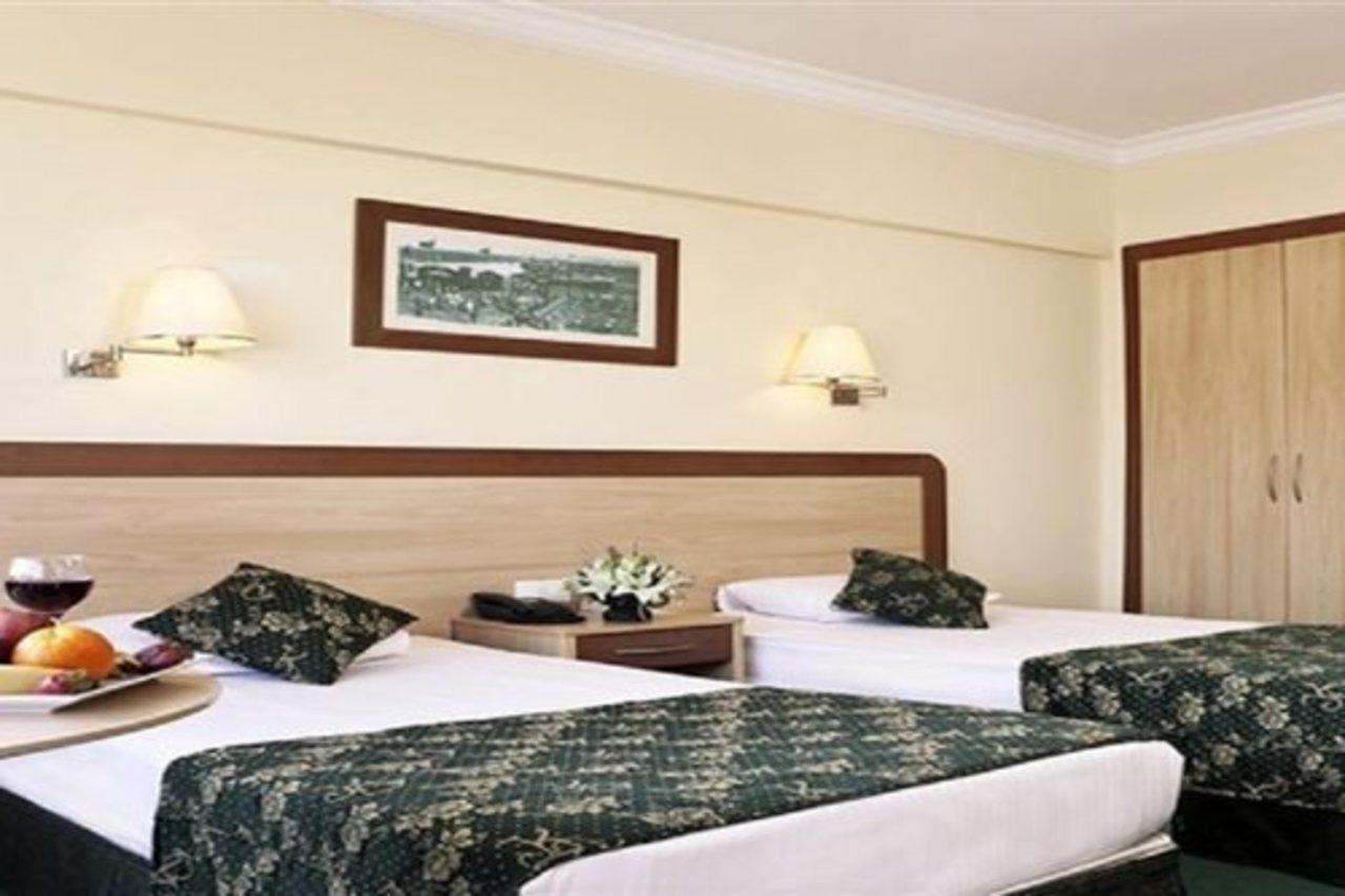 Club Herakles Hotel 케메르 외부 사진