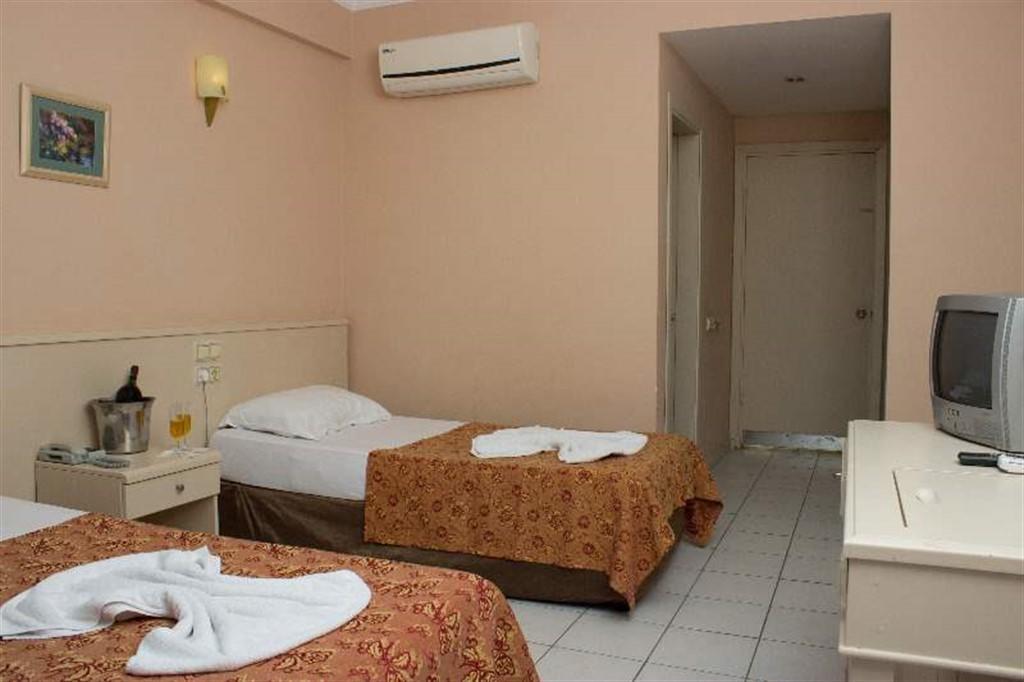 Club Herakles Hotel 케메르 외부 사진